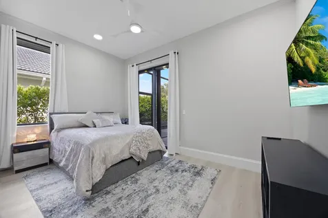 10253 Shireoaks Lane Boca Raton FL 33498