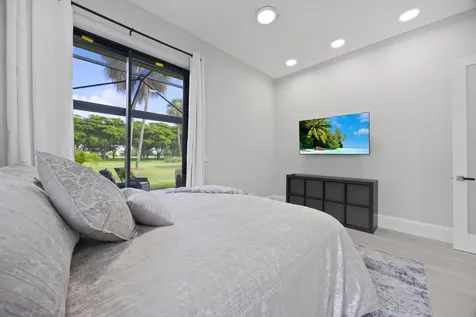 10253 Shireoaks Lane Boca Raton FL 33498