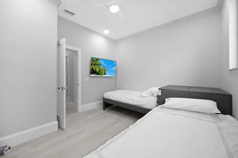 10253 Shireoaks Lane Boca Raton FL 33498