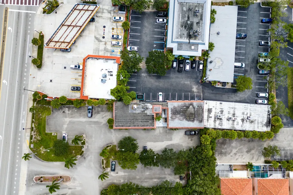 112 N Us Highway 1 Tequesta FL 33469