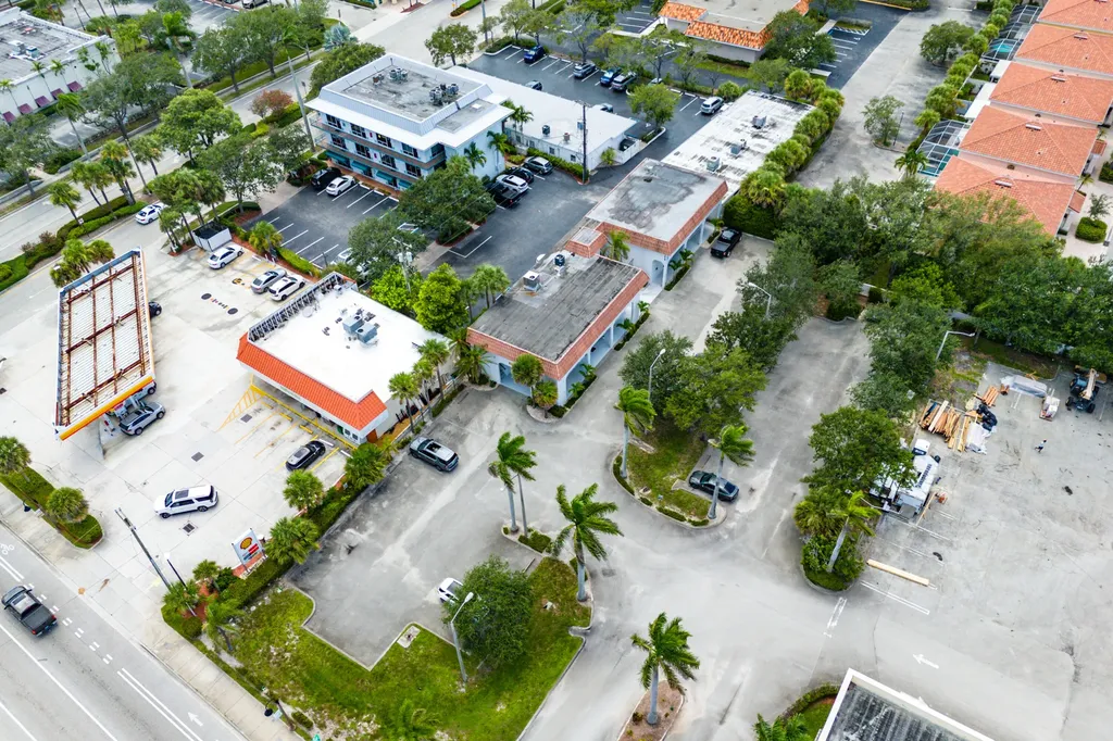 112 N Us Highway 1 Tequesta FL 33469