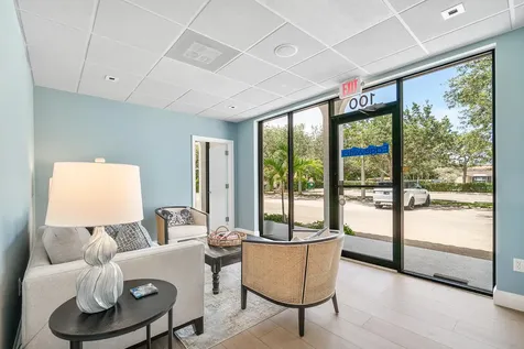112 N Us Highway 1 Tequesta FL 33469