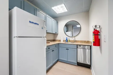 112 N Us Highway 1 Tequesta FL 33469
