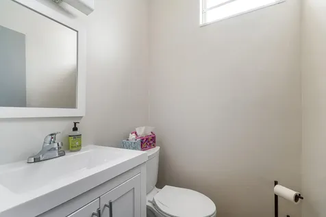 112 N Us Highway 1 Tequesta FL 33469
