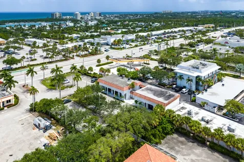 112 N Us Highway 1 Tequesta FL 33469