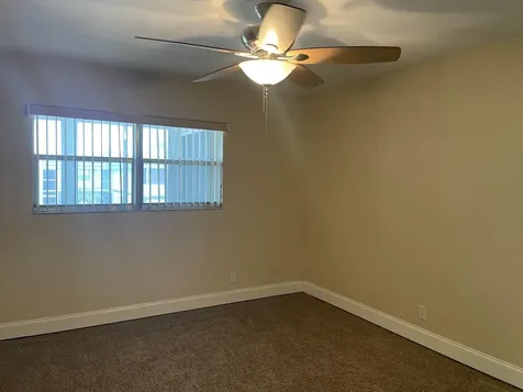 564 Brittany L Delray Beach FL 33446