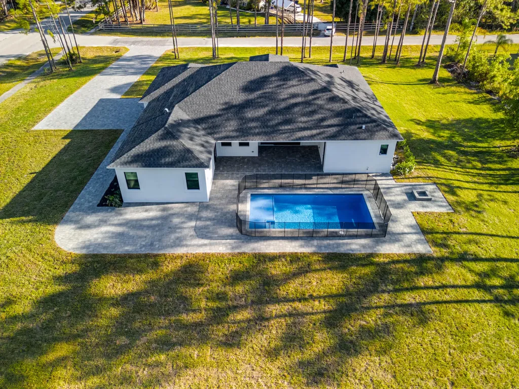 16577 Orange Boulevard N Loxahatchee FL 33470