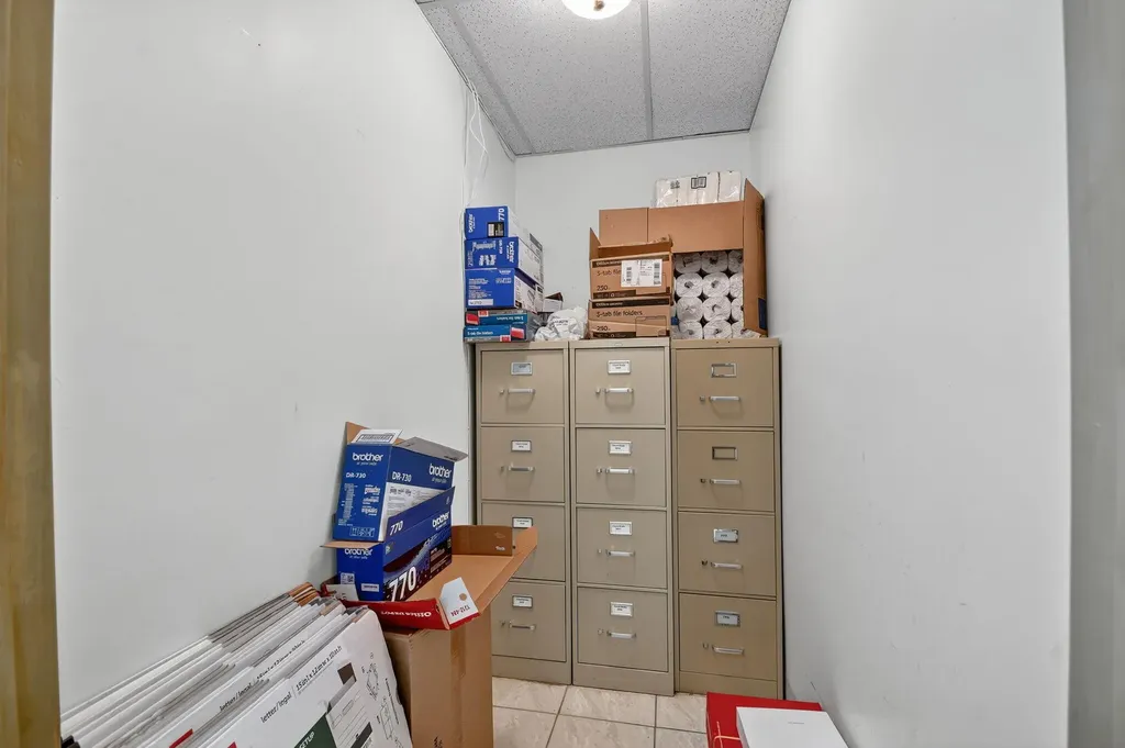 3865 10th Avenue N Palm Springs FL 33461