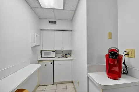 3865 10th Avenue N Palm Springs FL 33461