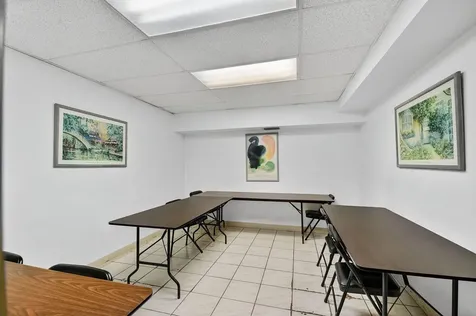 3865 10th Avenue N Palm Springs FL 33461