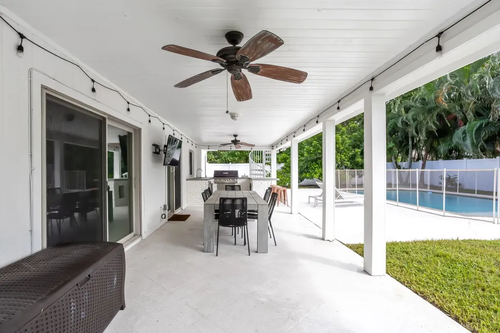 1260 NW 15th Street Boca Raton FL 33486