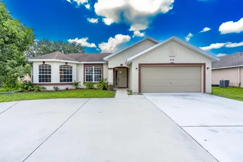 926 SW Nichols Terrace Port St Lucie FL 34953