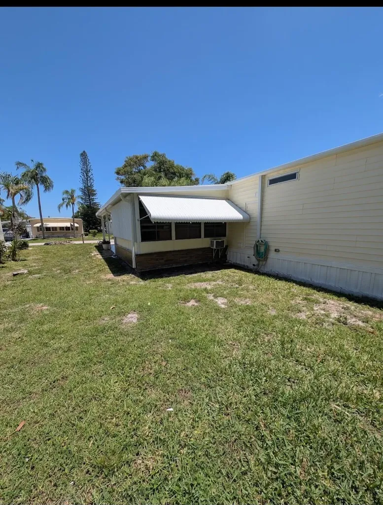 218 W Caribbean Port St Lucie FL 34952