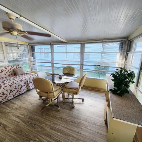 218 W Caribbean Port St Lucie FL 34952