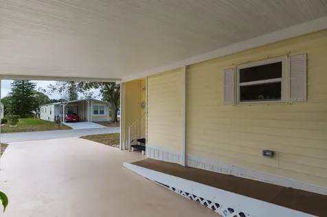 218 W Caribbean Port St Lucie FL 34952