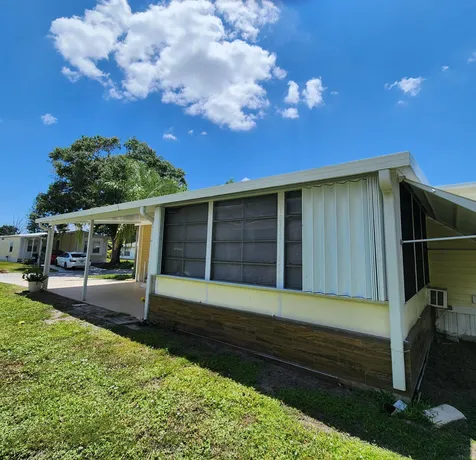 218 W Caribbean Port St Lucie FL 34952