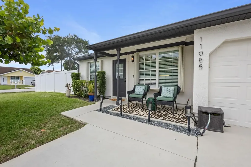 11085 Sacco Drive Boca Raton FL 33428