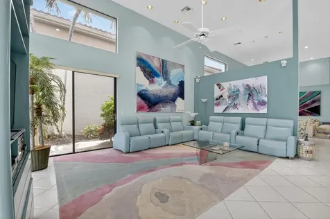 5185 Suffolk Drive Boca Raton FL 33496