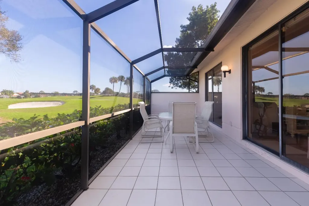 533 Prestwick Circle Palm Beach Gardens FL 33418