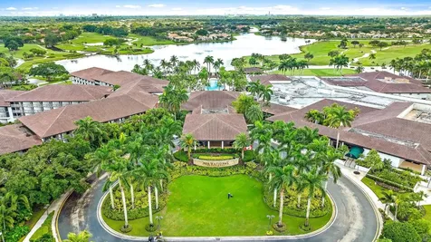 533 Prestwick Circle Palm Beach Gardens FL 33418