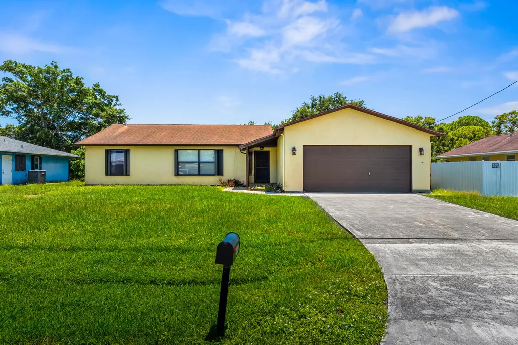 441 SW Curtis Street Port St Lucie FL 34983