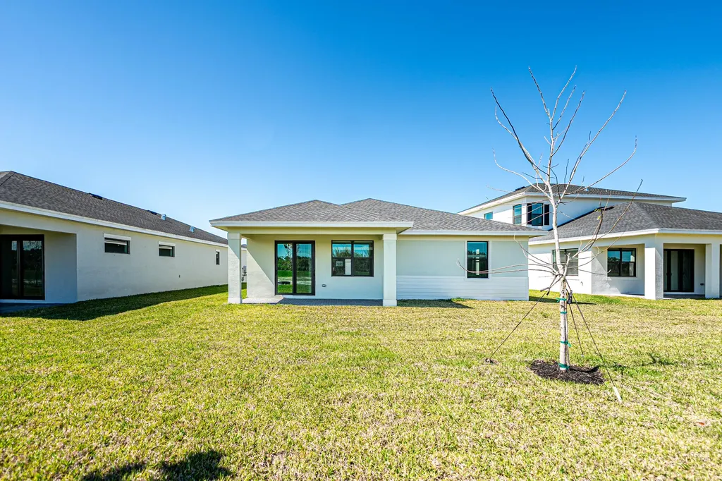10716 NW Wilgrove Lane Port St Lucie FL 34987