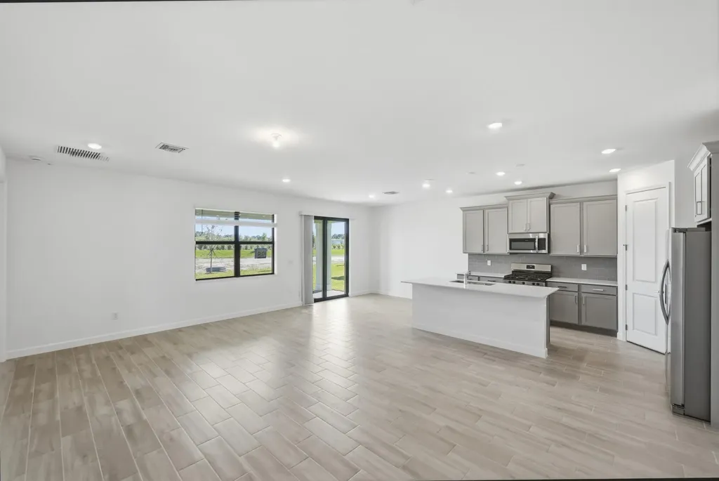 10716 NW Wilgrove Lane Port St Lucie FL 34987