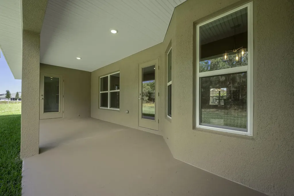 5801 NW Dana Circle Port St Lucie FL 34986