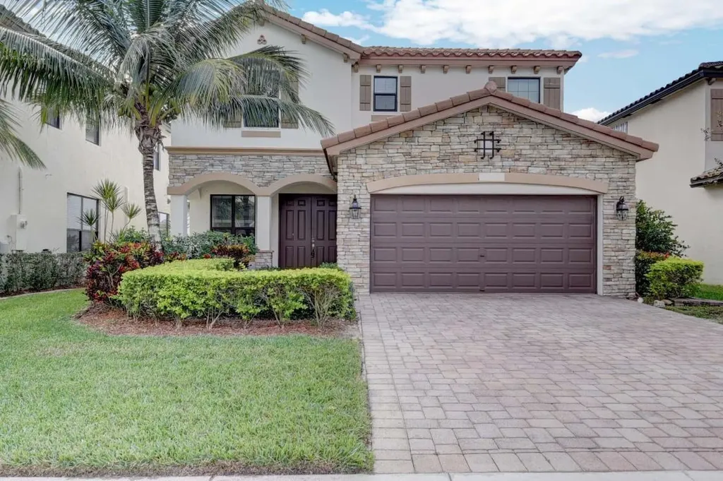 8834 Willow Cove Lane Lake Worth FL 33467
