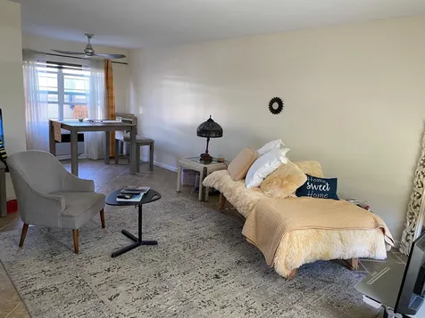 219 Lakeview 102 Avenue Lantana FL 33462