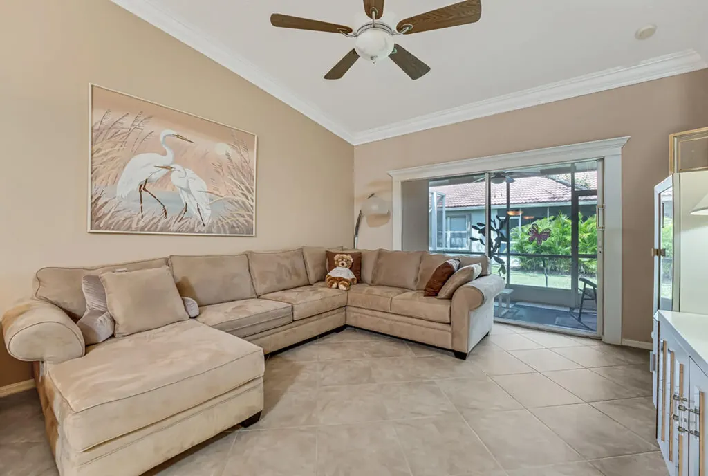 8059 Dolomtian Way Boynton Beach FL 33472