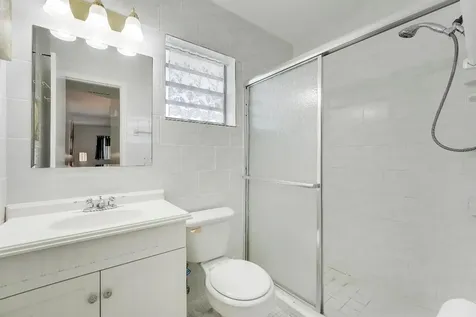 2132 NE 1st Way Boynton Beach FL 33435