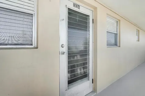 2132 NE 1st Way Boynton Beach FL 33435