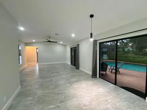 4160 NW 7th Court Delray Beach FL 33445