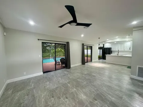 4160 NW 7th Court Delray Beach FL 33445