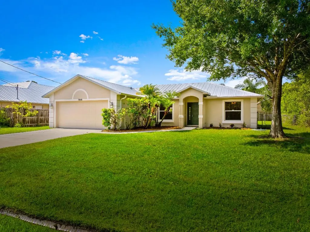 5848 NW Bates Avenue Port St Lucie FL 34986