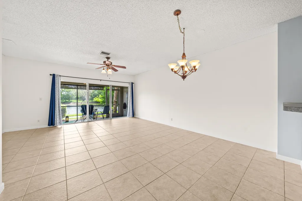 4842 Palmbrooke Circle W West Palm Beach FL 33417