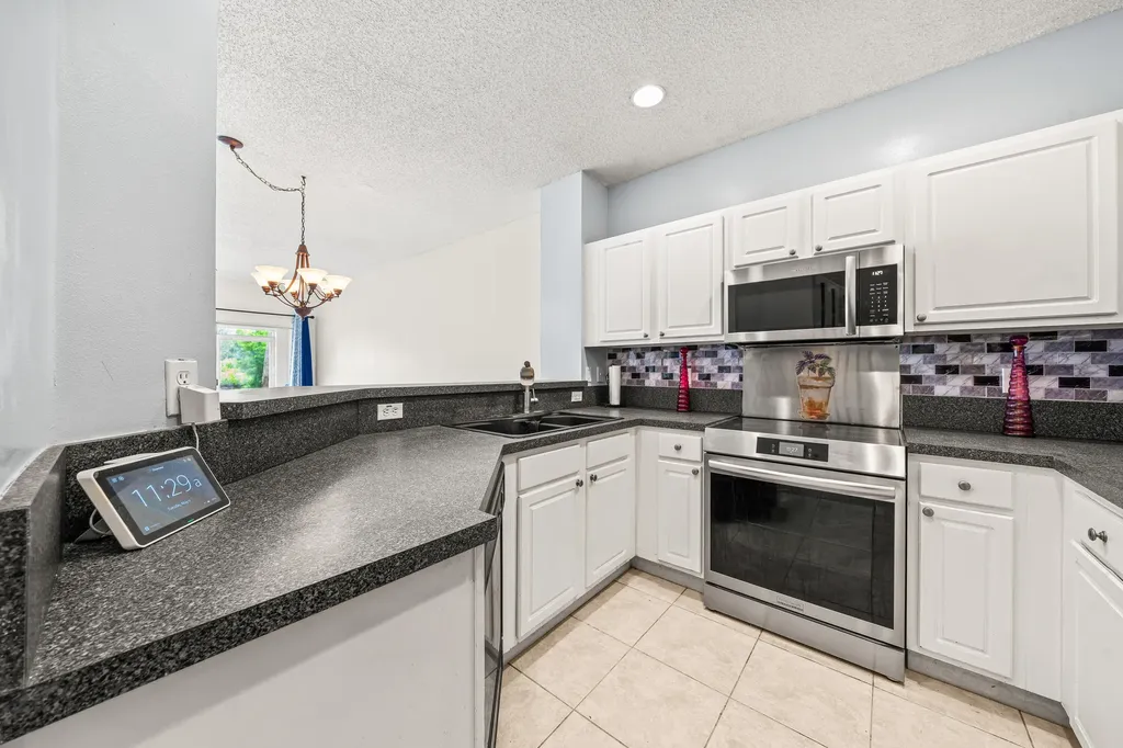 4842 Palmbrooke Circle W West Palm Beach FL 33417