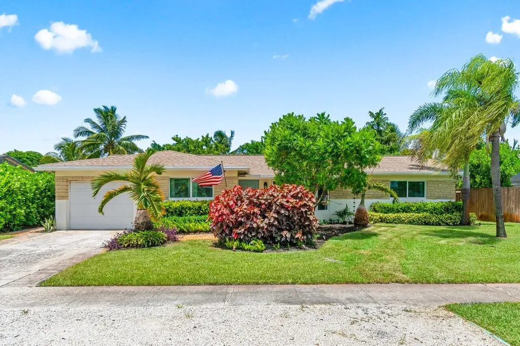 159 SE 27th Court Boynton Beach FL 33435