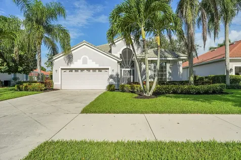 566 SW Lake Charles Circle Port St Lucie FL 34986