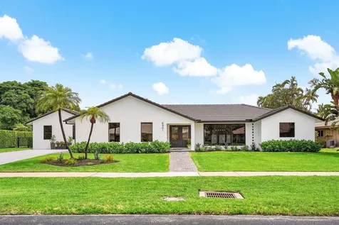 6901 Giralda Circle Boca Raton FL 33433