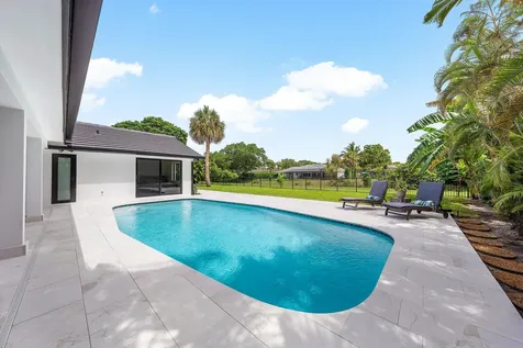 6901 Giralda Circle Boca Raton FL 33433