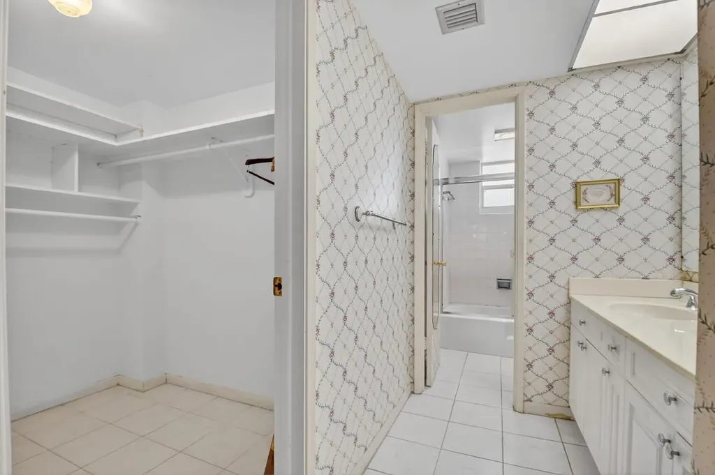 3570 S Ocean Boulevard South Palm Beach FL 33480