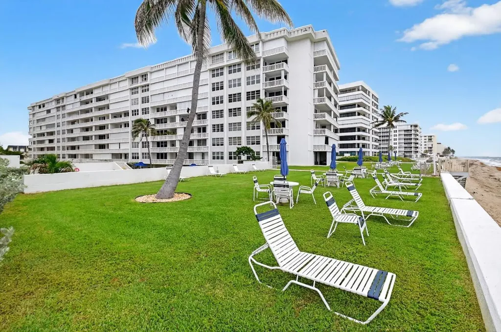 3570 S Ocean Boulevard South Palm Beach FL 33480