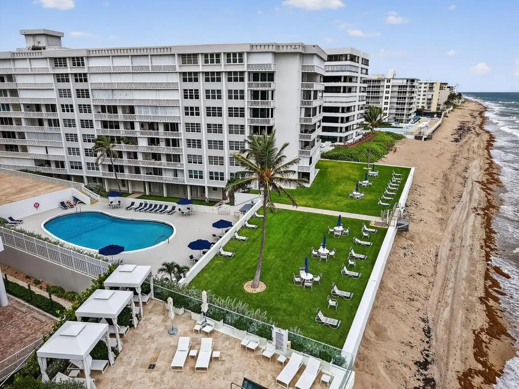 3570 S Ocean Boulevard South Palm Beach FL 33480