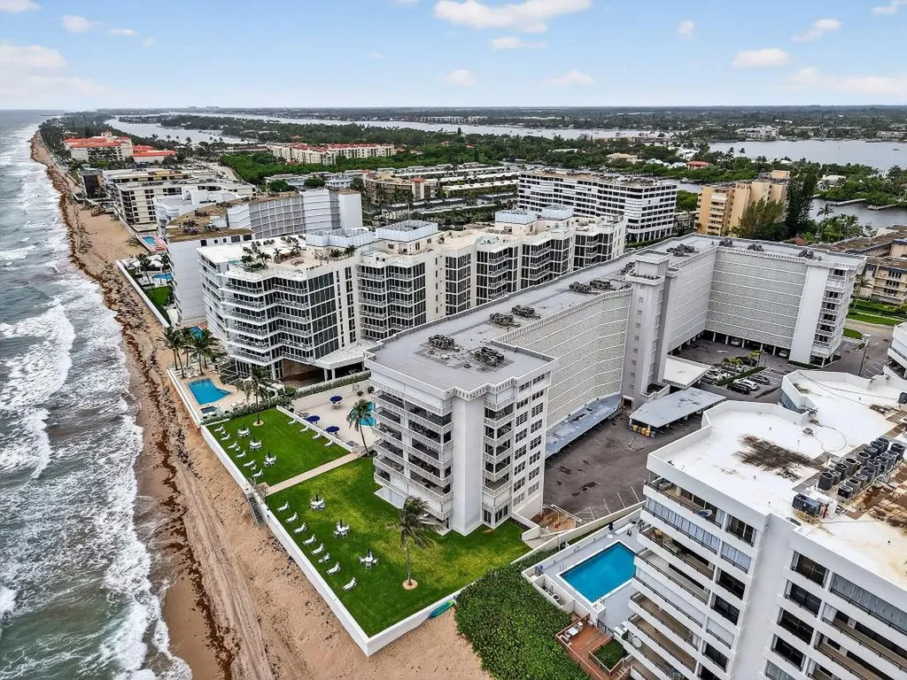3570 S Ocean Boulevard South Palm Beach FL 33480