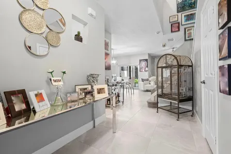 8333 Via Leonessa Boca Raton FL 33433