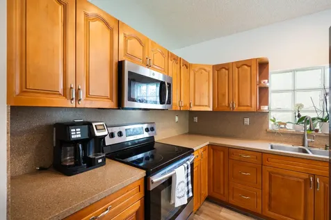 370 SW 203rd Avenue Pembroke Pines FL 33029