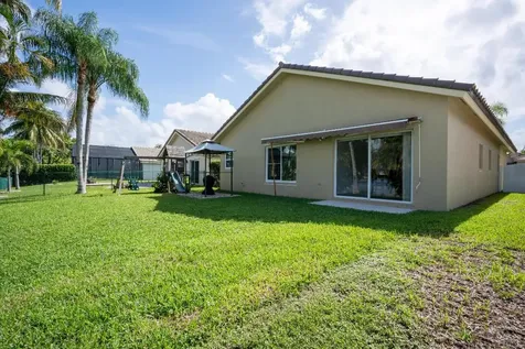 370 SW 203rd Avenue Pembroke Pines FL 33029