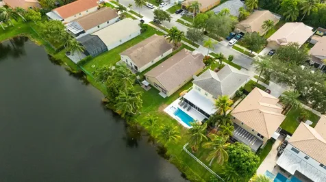 370 SW 203rd Avenue Pembroke Pines FL 33029